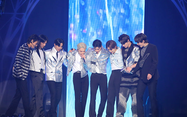 ATEEZ  [Towards the Light: Will to Power]